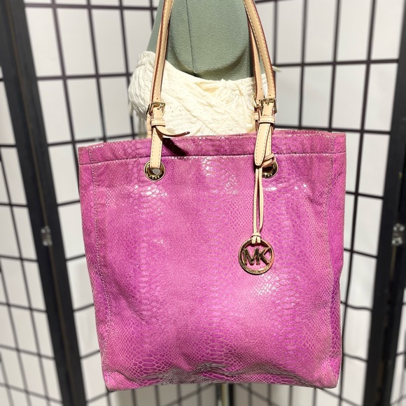 Michael Kors Fuchsia Snakeskin Tote - Picture 3 of 15